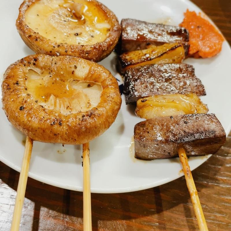 しいたけ(もつ焼 かど)