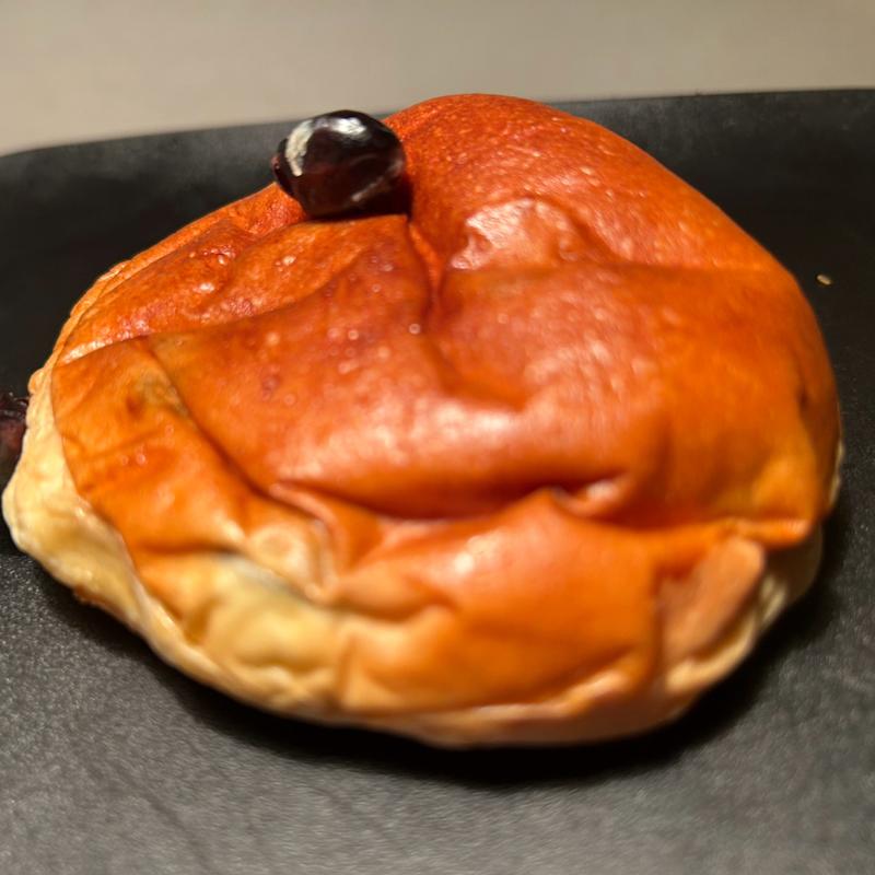 黒豆パン(〜four leaf Clover〜 幸せのパン屋さん)