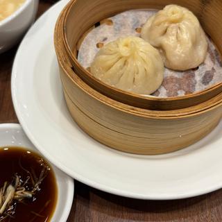 松茸入り小籠包(紅虎餃子房 イオンモールむさし村山店)