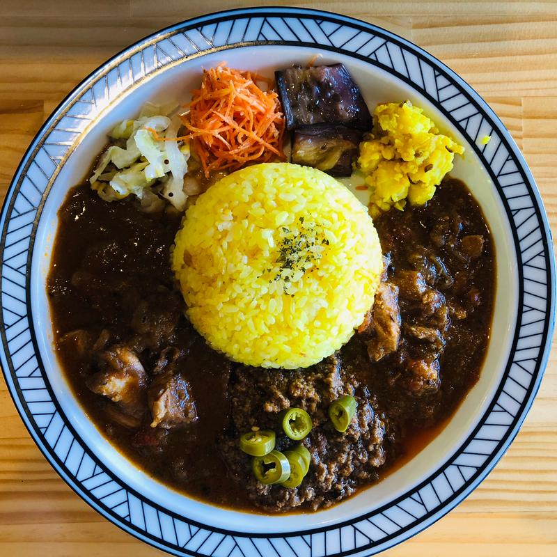 三種盛りミールス(カリー学研究所 笹貫)