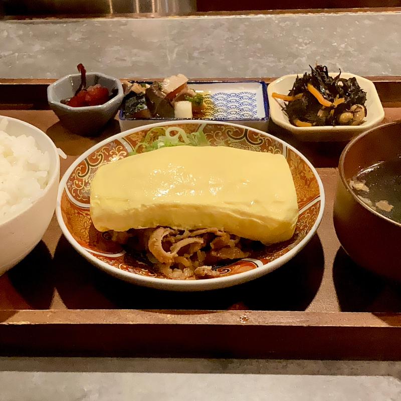 名物！だし巻きと牛しぐれ煮の定食(月盗)