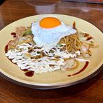 ソース+目玉焼き