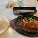 ハンバーグ定食　コーヒー