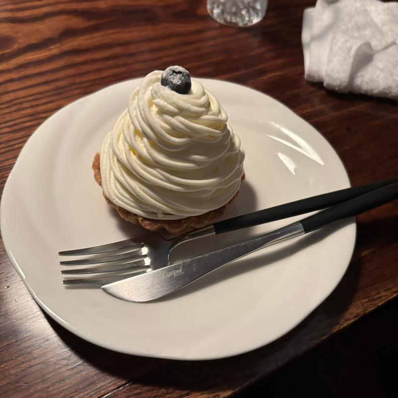 自家製バスク風チーズケーキ(茶房 天井棧敷 （サボウ テンジョウサジキ）)