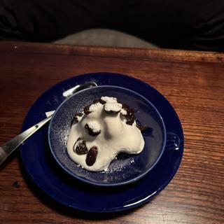 モンユフ(茶房 天井棧敷 （サボウ テンジョウサジキ）)