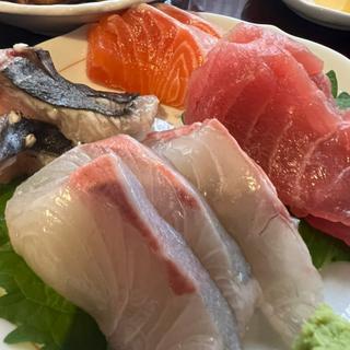 刺身盛り合わせ(すばる定食)