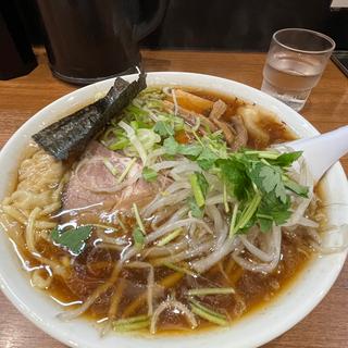 チャーシューワンタンメン