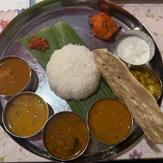 ノンベジミニミールス(おいしいビリヤニ)