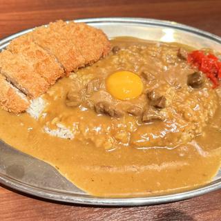 カレー＋カツ＋生玉子