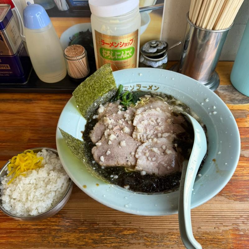 黒バラ海苔チャーシュー麺　半ライス(ラーメンショップ椿 上彦川戸店)