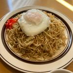 玉子やきそば大盛り