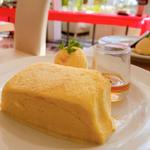 フレンチトーストバニラアイス添え