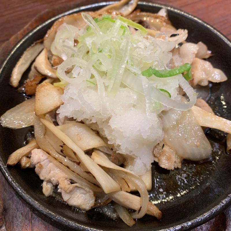 豚肉とエリンギのバターぽん酢鉄板焼き(清龍 池袋西口店)