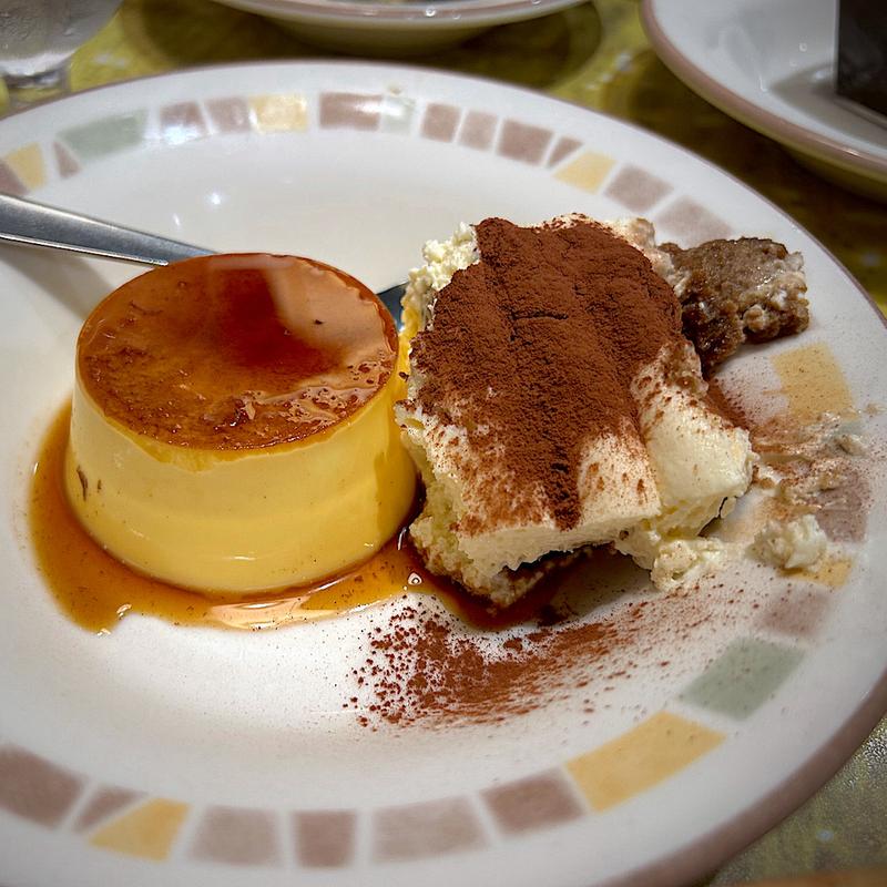 プリンとティラミス クラシコの盛合せ(サイゼリヤ 長町駅西口店 )