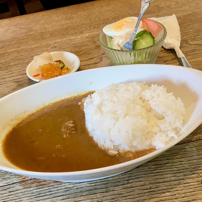 本格ビーフカレー サラダつき(ミツビキ)