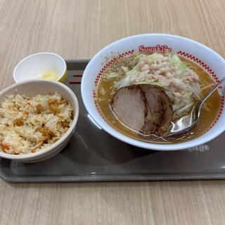 スガジローと五目ごはんセット