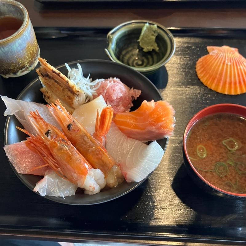 日替わり海鮮丼(海坊主)