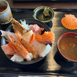 日替わり海鮮丼(海坊主)