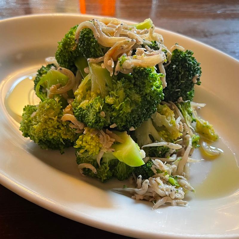 ブロッコリーとシラスのマリネ(ポンテ チェントロ 佃店)