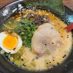 黒らーめん(麺屋 一矢 (いっし) 中洲本店)