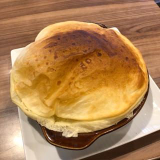 煮込みハンバーグのパイ包み(高倉町珈琲 大宮店)