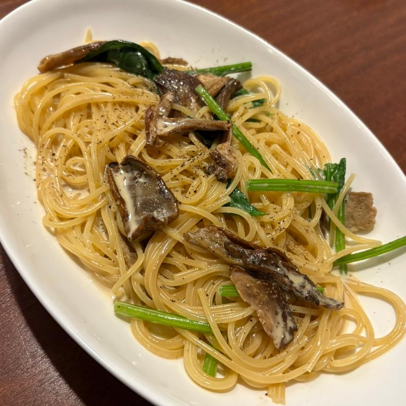 ポルチーニとほうれん草のクリームパスタ(ラフォンターナ 花小金井店)