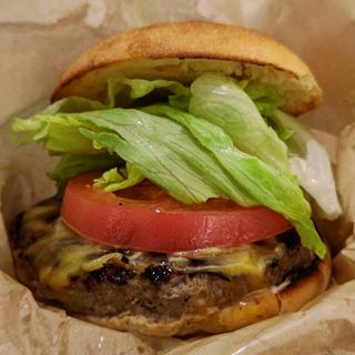 クラシックバーガー＋チェダーチーズ