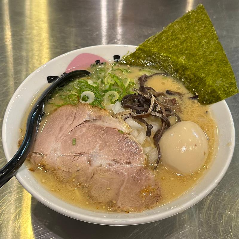 らーめん白(豚骨らーめん ぶたきち 本厚木店)