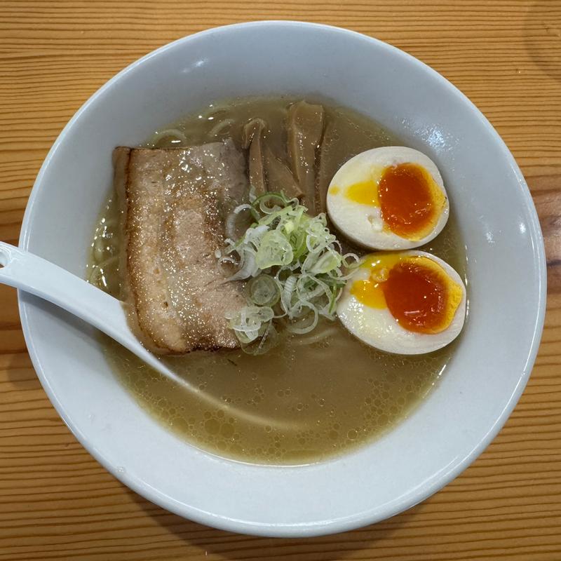 塩らーめん(半ラーメン)(よなや )