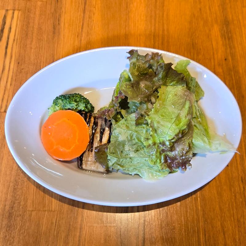 サラダ(LA PIZZA D'ORO)