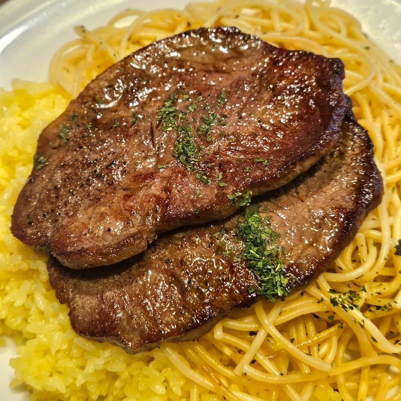 牛肉の薄切りステーキ(ラ・タベルナ )