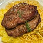 牛肉の薄切りステーキ