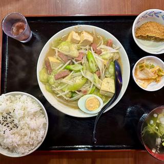 ヘチマの味噌炒め定食