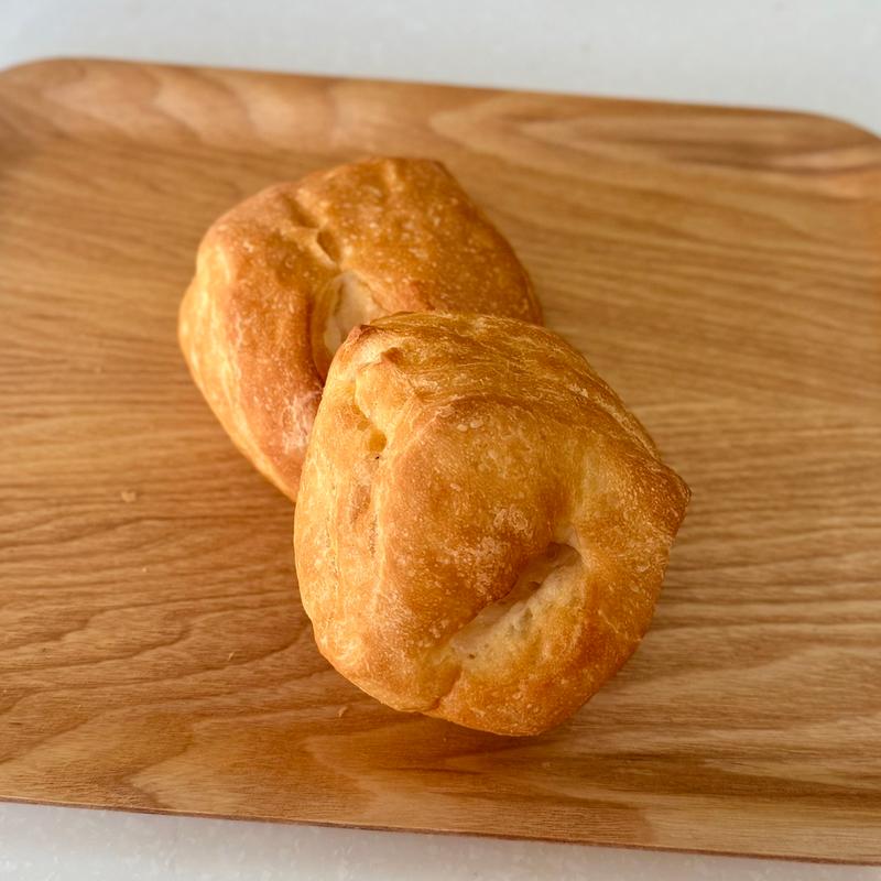 カリッとバター塩パン(ブランジェ浅野屋 池袋西口店)