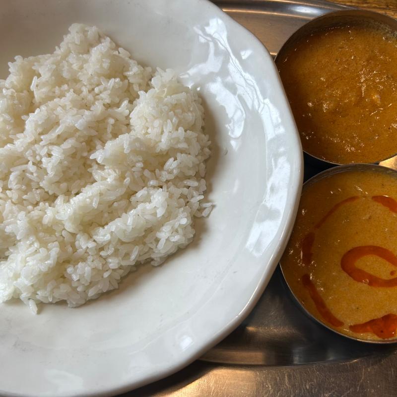 チキンカレーとキーマカレーセット(チキンカレー専門店 チキンカリーズ （Chicken curry's）)