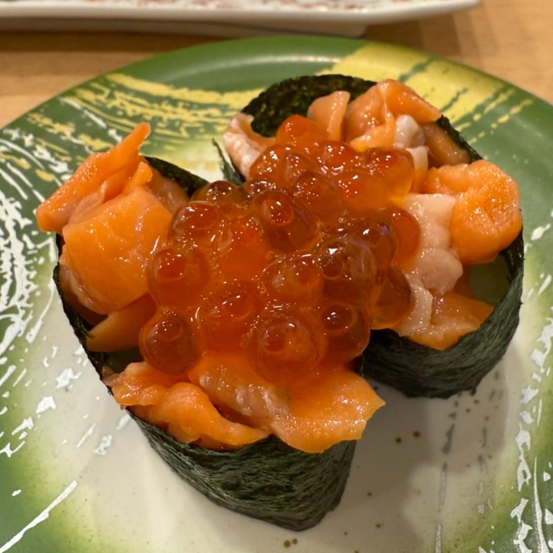 親子サーモン(回転寿司 北條)