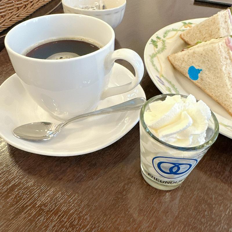 ウインナーコーヒー(フロインドリーブ 生田店)