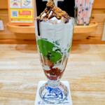 ブラックモンブランパフェ(コメダ珈琲店 イオンフードスタイル港南台店)