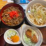 あかね風牛丼セット(武州うどんあかね&みどりダイニング)