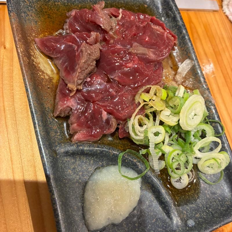 牛タタキ(立ち呑み 庶民 高槻店)