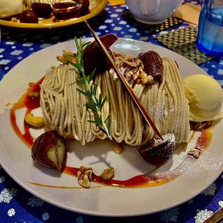 丹波栗のクレープバニラアイス添え