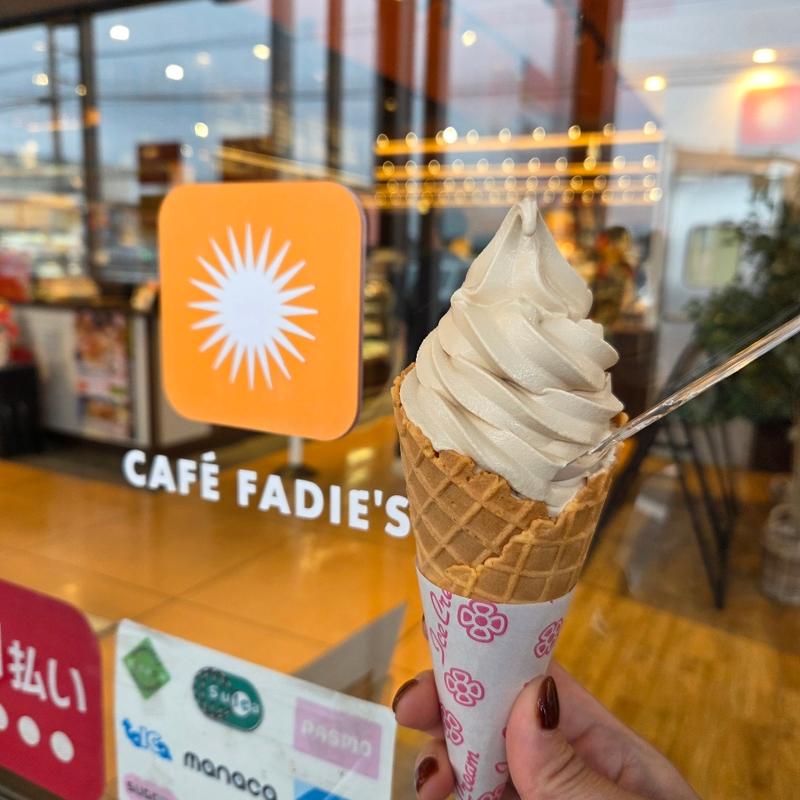 コーヒーソフトクリーム(カフェファディ小戸店)