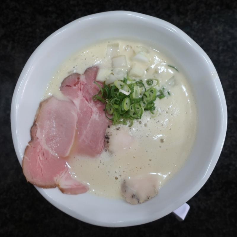 濃厚エスプレッソ塩らーめん(RAMEN 光鶏)