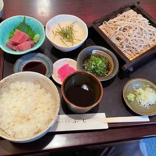 まぐろとろろ御膳(ふじ)