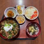 豚照り焼き丼(慈伴賜 )