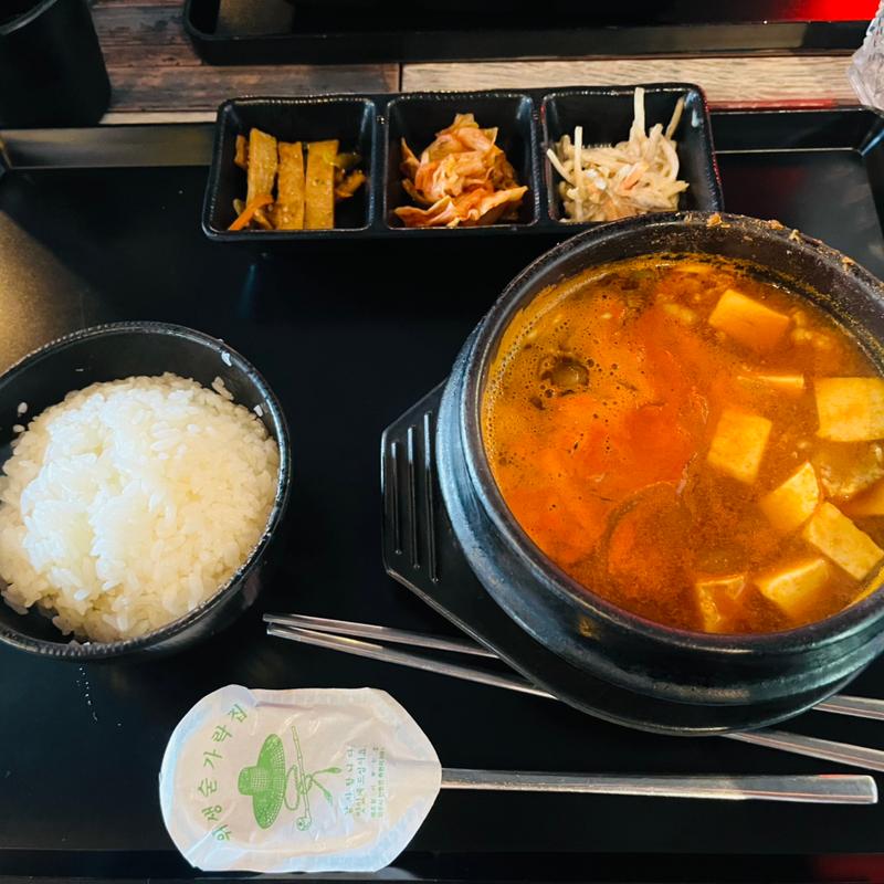 牛肉テンジャンチゲ(韓国料理 オイソ 天神春吉)