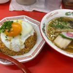 キムチ炒飯 半ラーメン