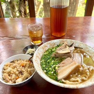 守良屋そば ジューシー(守良屋(すろーやー）)