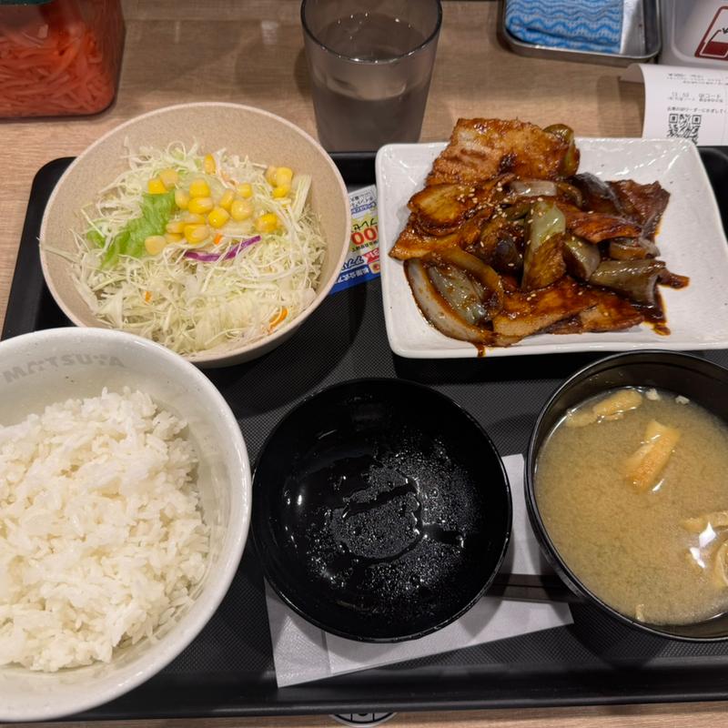厚切り豚カルビと茄子の辛味噌炒め定食(松屋 飯田橋駅前店 )