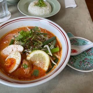 トムヤムフォー(WOOHOO CAFE)
